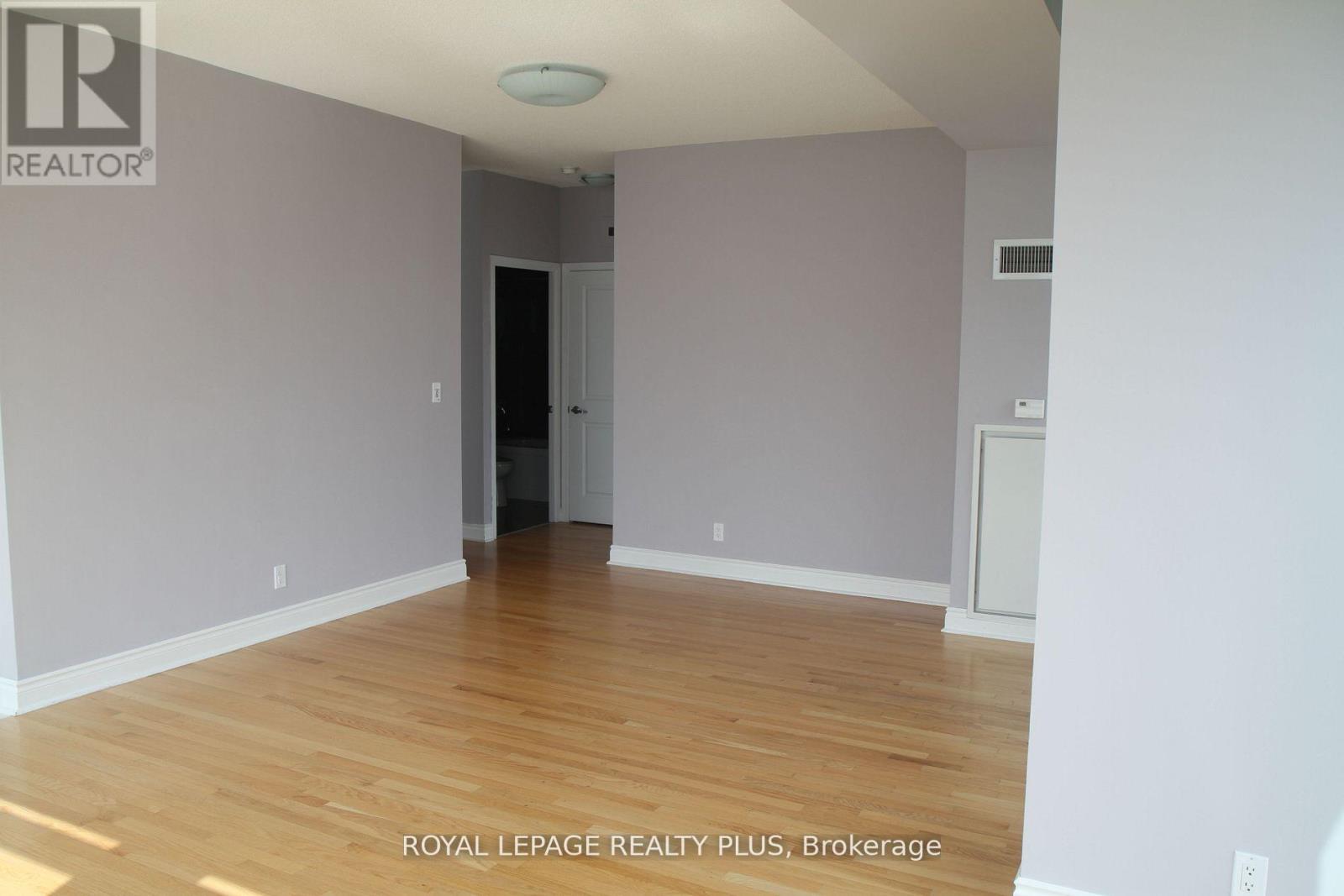 1802 - 1900 Lake Shore Boulevard E, Toronto, Ontario  M6S 1A4 - Photo 12 - W12758936