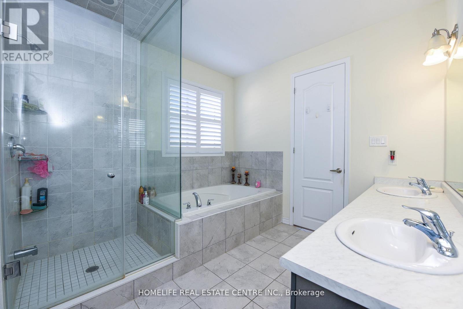 13 Feeder Street, Brampton, Ontario  L7A 4T7 - Photo 29 - W12758962