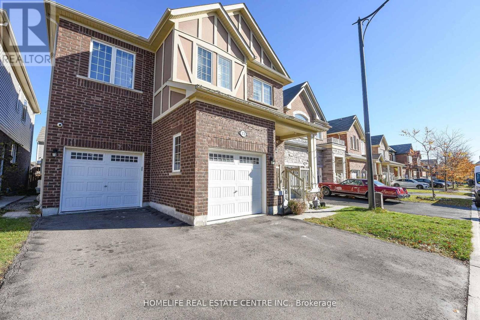 13 Feeder Street, Brampton, Ontario  L7A 4T7 - Photo 4 - W12758962