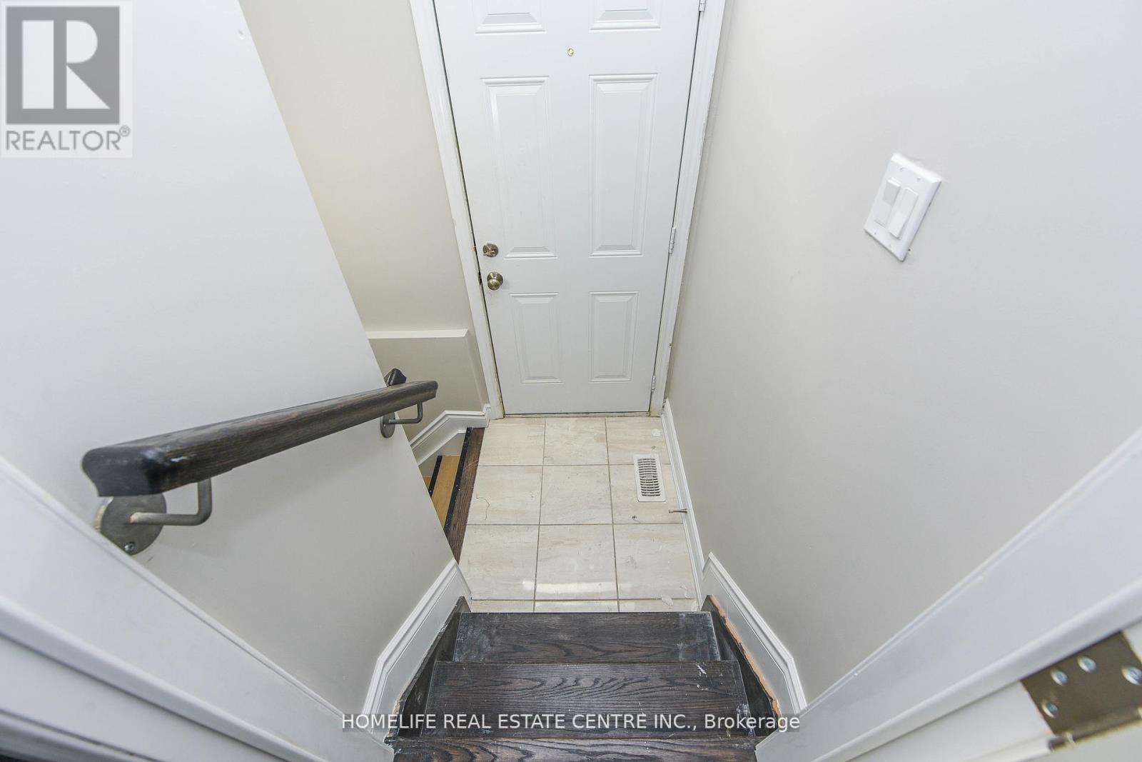 13 Feeder Street, Brampton, Ontario  L7A 4T7 - Photo 40 - W12758962