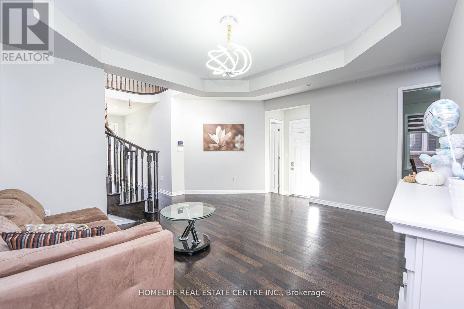 13 Feeder Street, Brampton, Ontario  L7A 4T7 - Photo 7 - W12758962