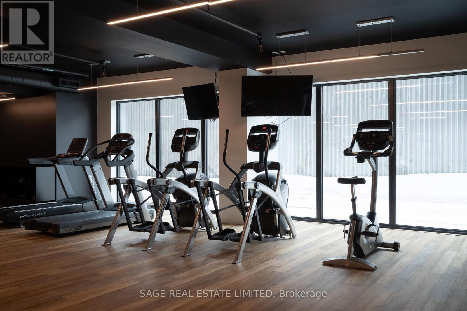 404 - 383 Sorauren Avenue, Toronto, Ontario  M6R 0A4 - Photo 27 - W12758970