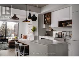 404 - 383 SORAUREN AVENUE, Toronto, Ontario