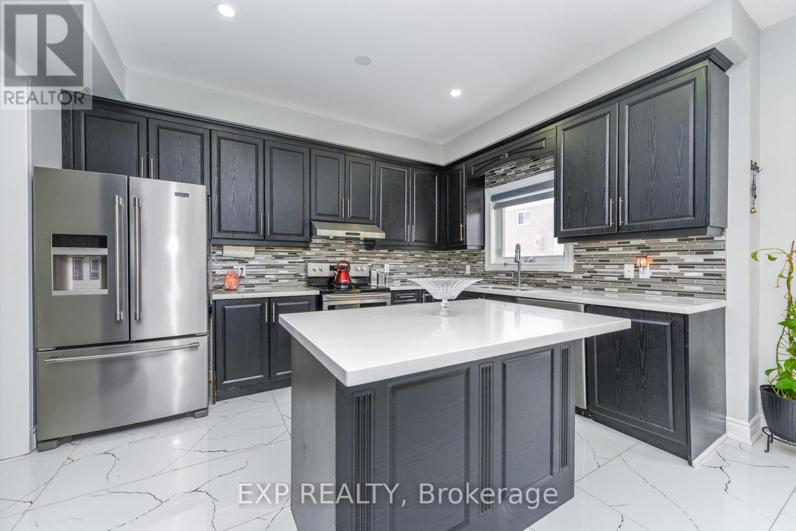 7 Chapparal Drive, Brampton, Ontario  L6R 3C5 - Photo 18 - W12758972