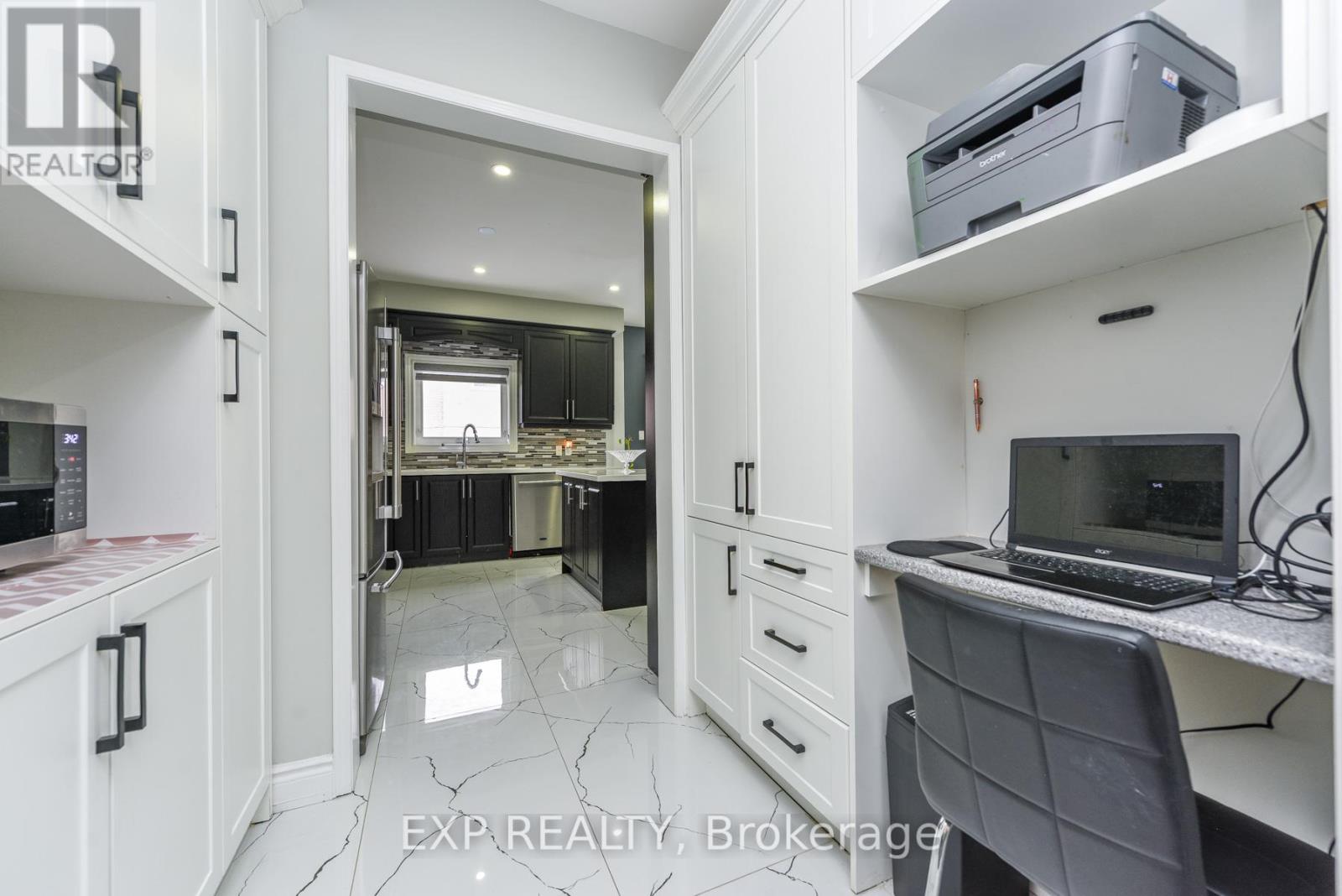 7 Chapparal Drive, Brampton, Ontario  L6R 3C5 - Photo 19 - W12758972