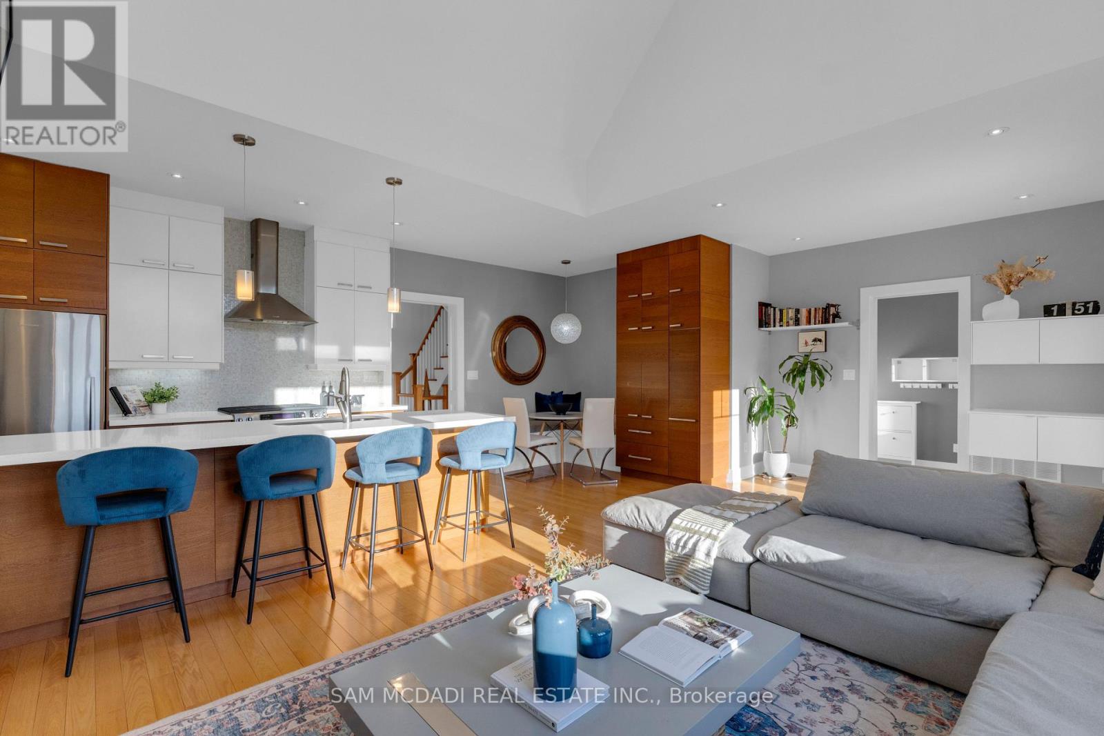 38 Pine Avenue N, Mississauga, Ontario  L5H 2P8 - Photo 13 - W12758974