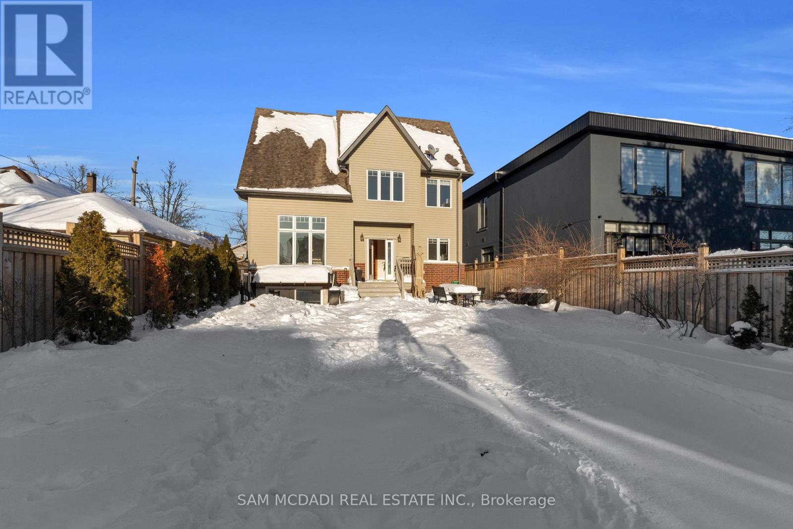 38 Pine Avenue N, Mississauga, Ontario  L5H 2P8 - Photo 37 - W12758974