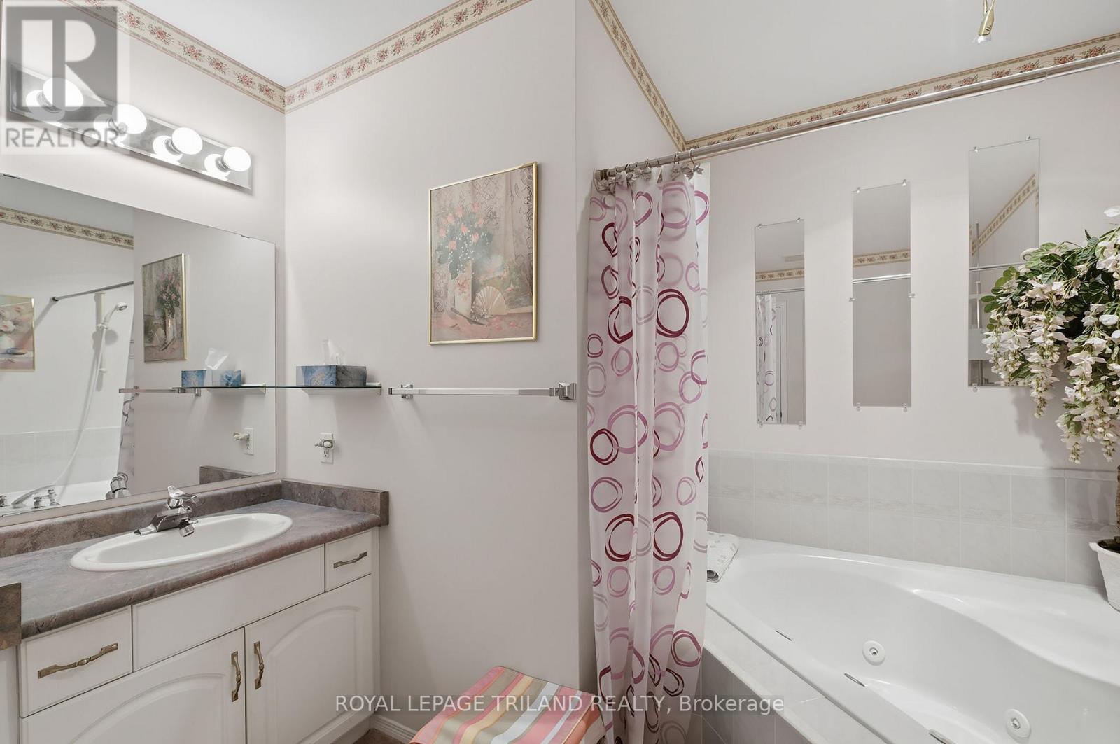 45 Ilderbrook Circle, Middlesex Centre, Ontario  N0M 2A0 - Photo 30 - X12757572