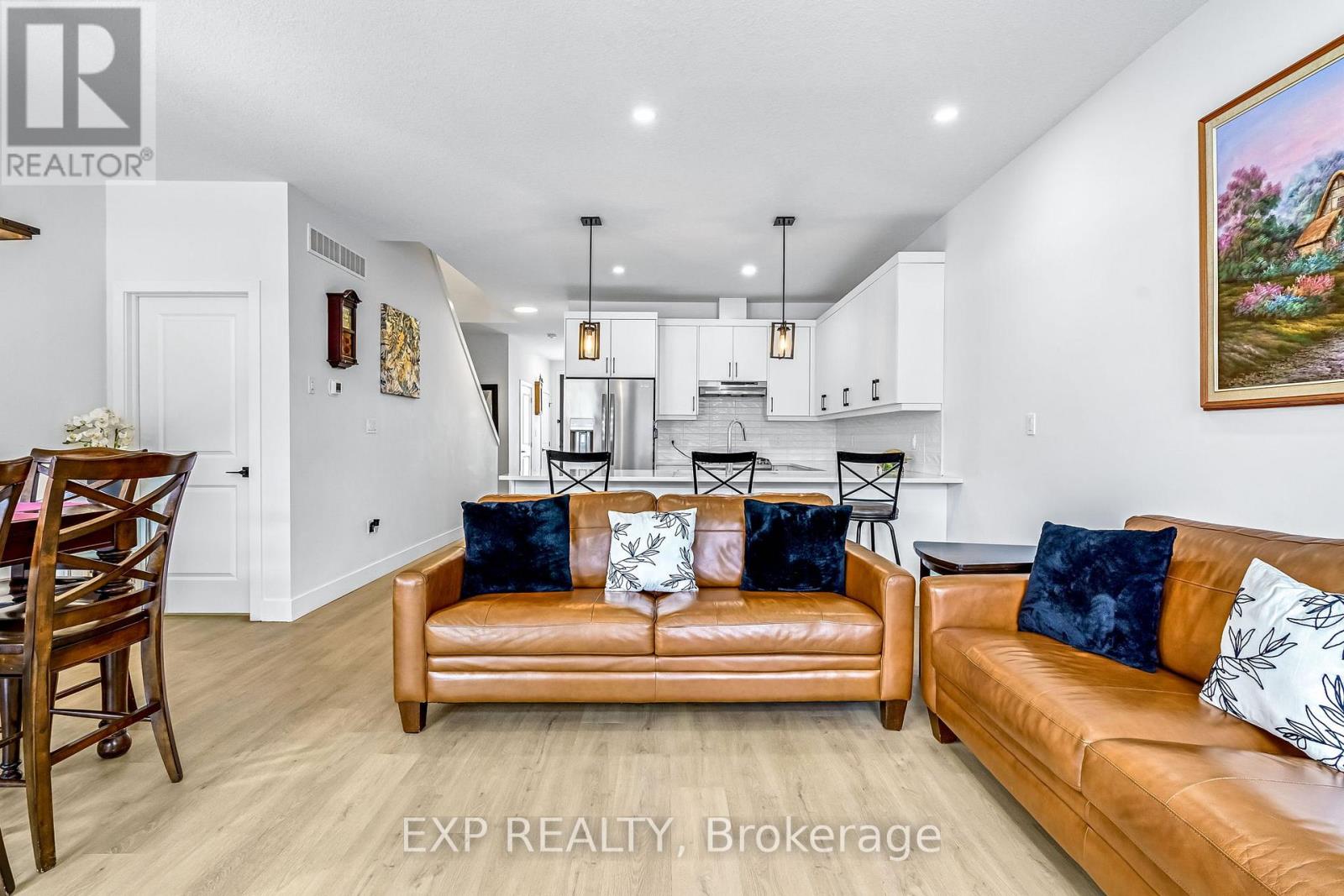 Photo 13 of 41 for 26 - 1870 Aldersbrook Gate