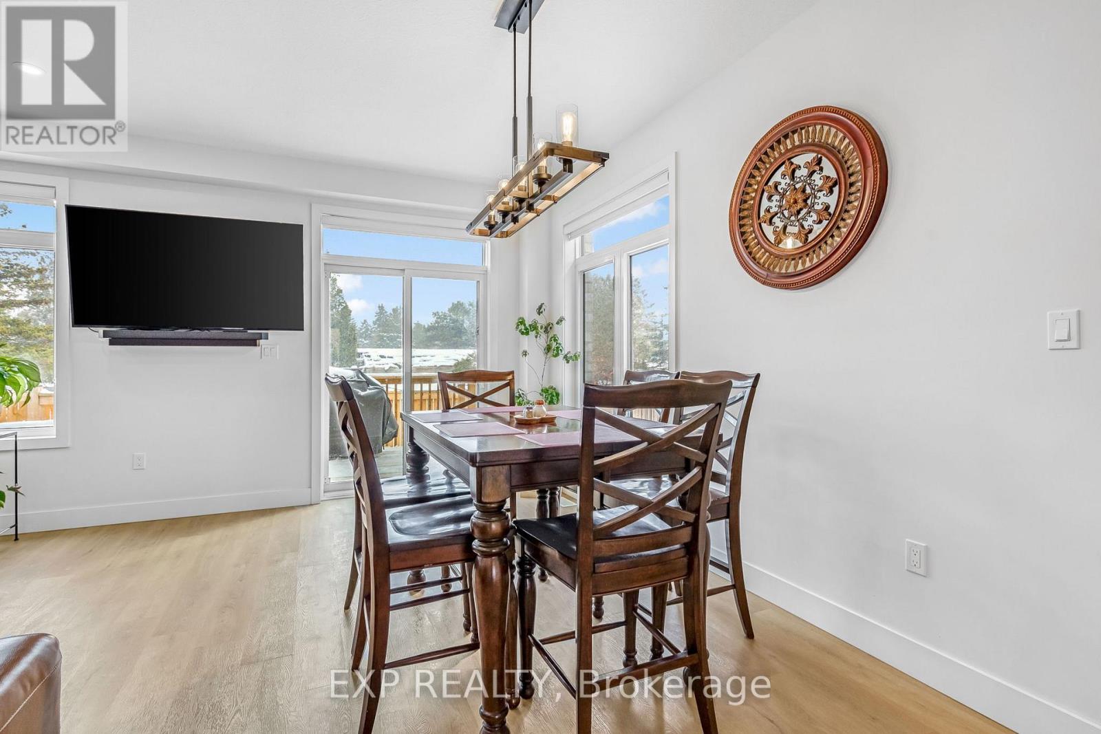 Photo 17 of 41 for 26 - 1870 Aldersbrook Gate