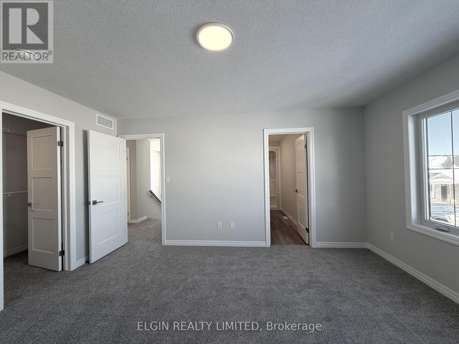 Photo 14 of 27 for 9 Horizon Court