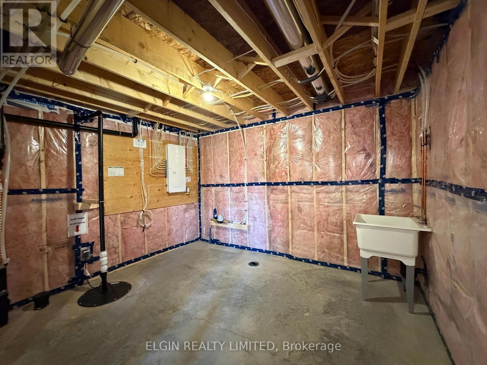 Photo 26 of 27 for 9 Horizon Court