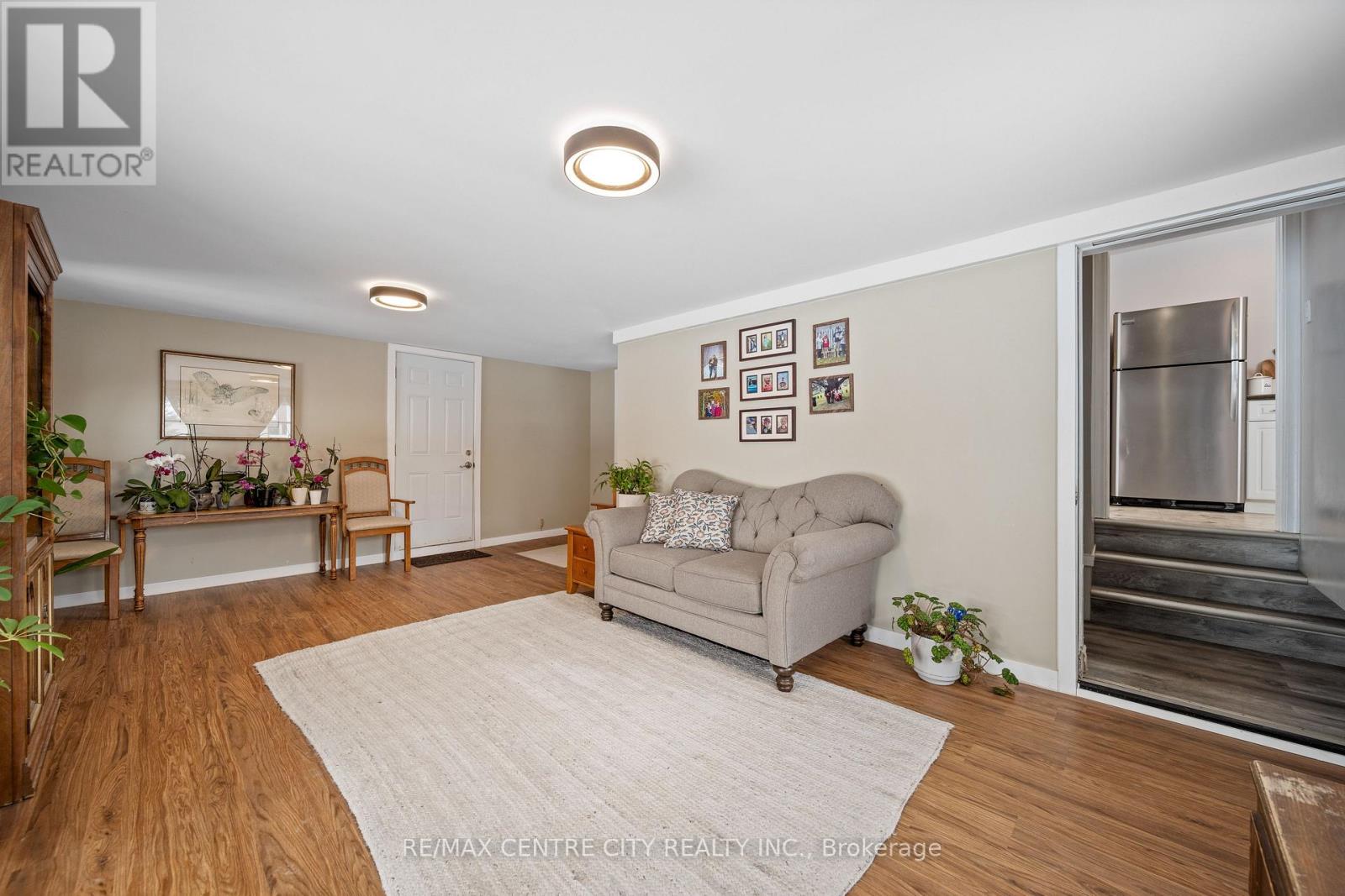 Photo 23 of 50 for 193 Centennial Avenue