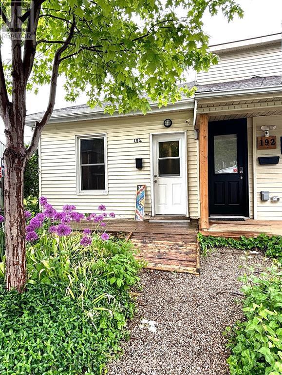 194 Maitland Street, London East, Ontario  N6B 2X7 - Photo 1 - X12758172