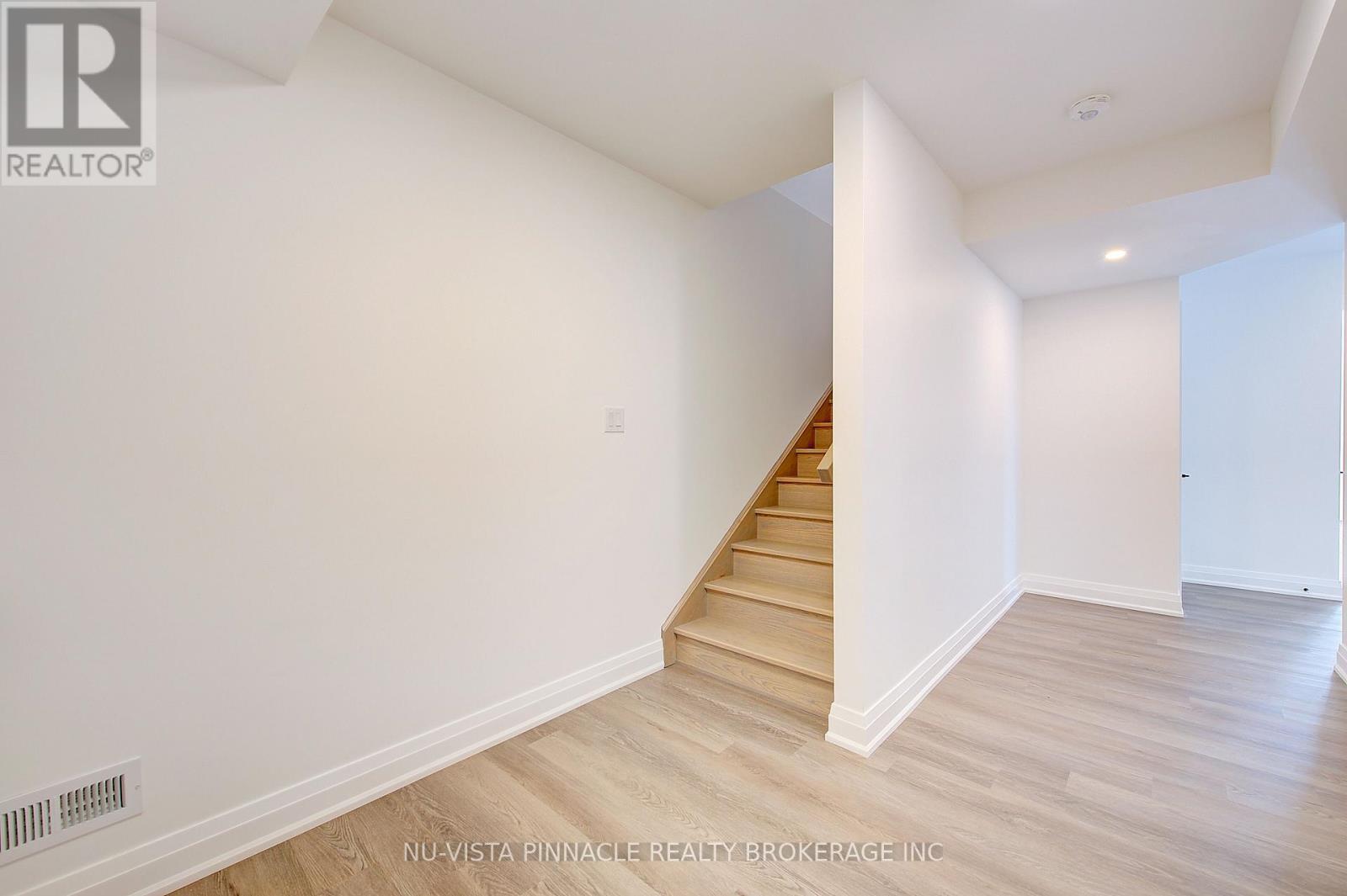 2693 Heardcreek Trail, London North, Ontario  N6G 0Z8 - Photo 41 - X12758352