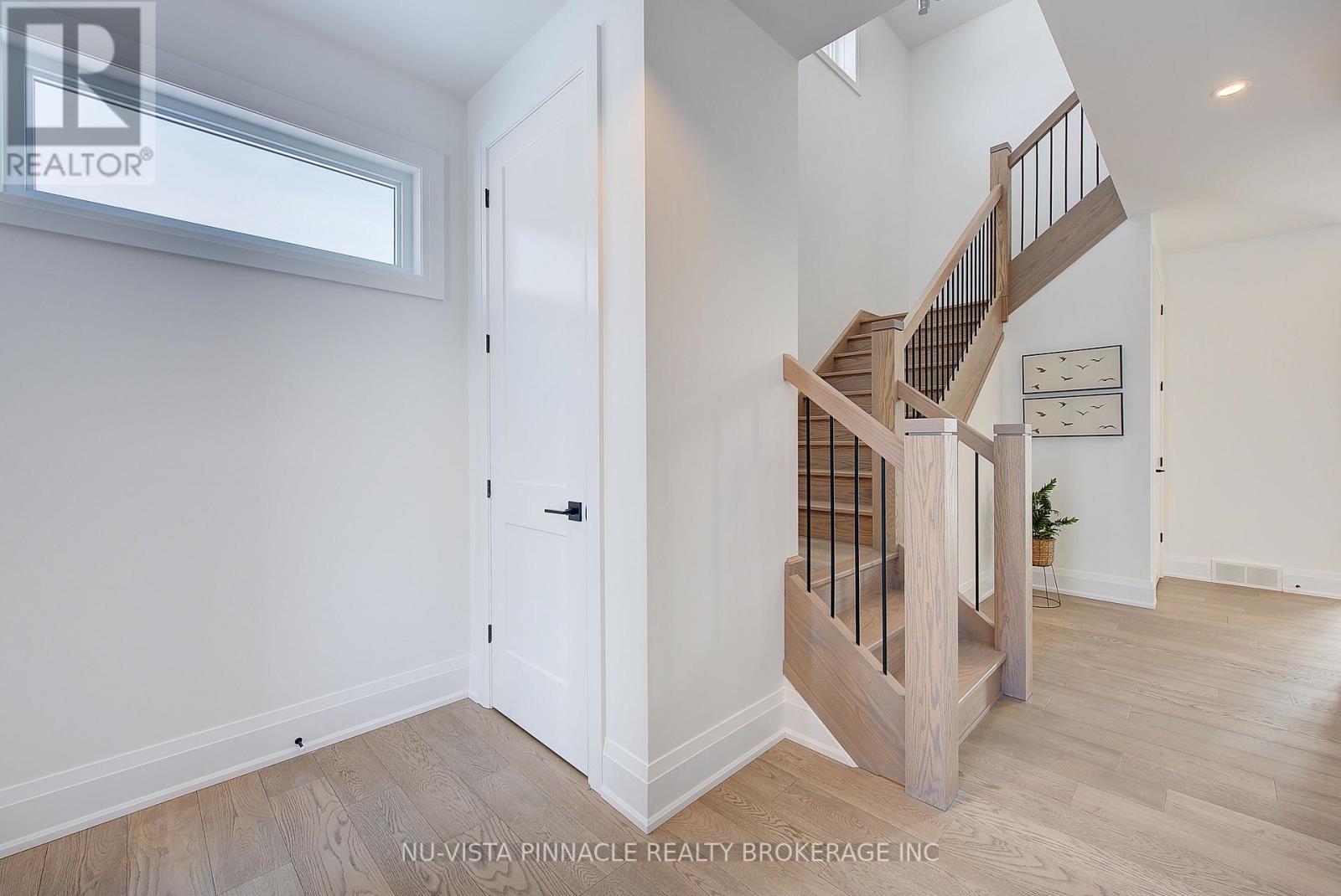 2693 Heardcreek Trail, London North, Ontario  N6G 0Z8 - Photo 6 - X12758352