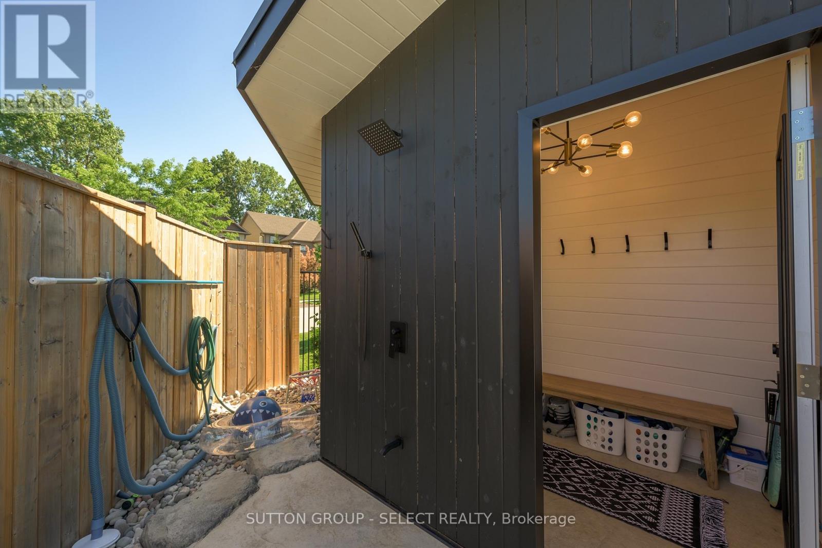 7 Valleyview Crescent, Middlesex Centre, Ontario  N0L 1R0 - Photo 47 - X12758506