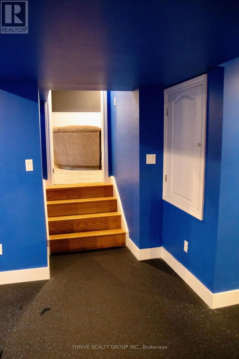 803 Wild Rose Lane, London North (North M), Ontario  N6H 5X4 - Photo 25 - X12758616