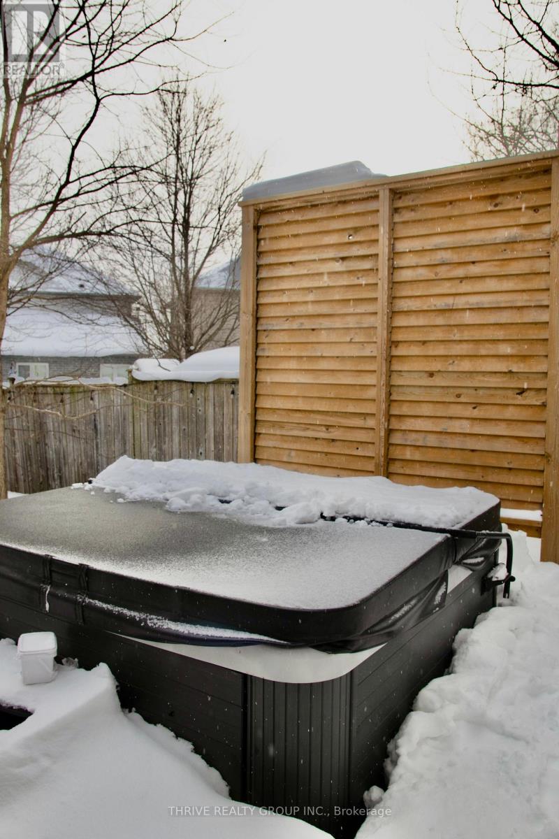 803 Wild Rose Lane, London North (North M), Ontario  N6H 5X4 - Photo 29 - X12758616