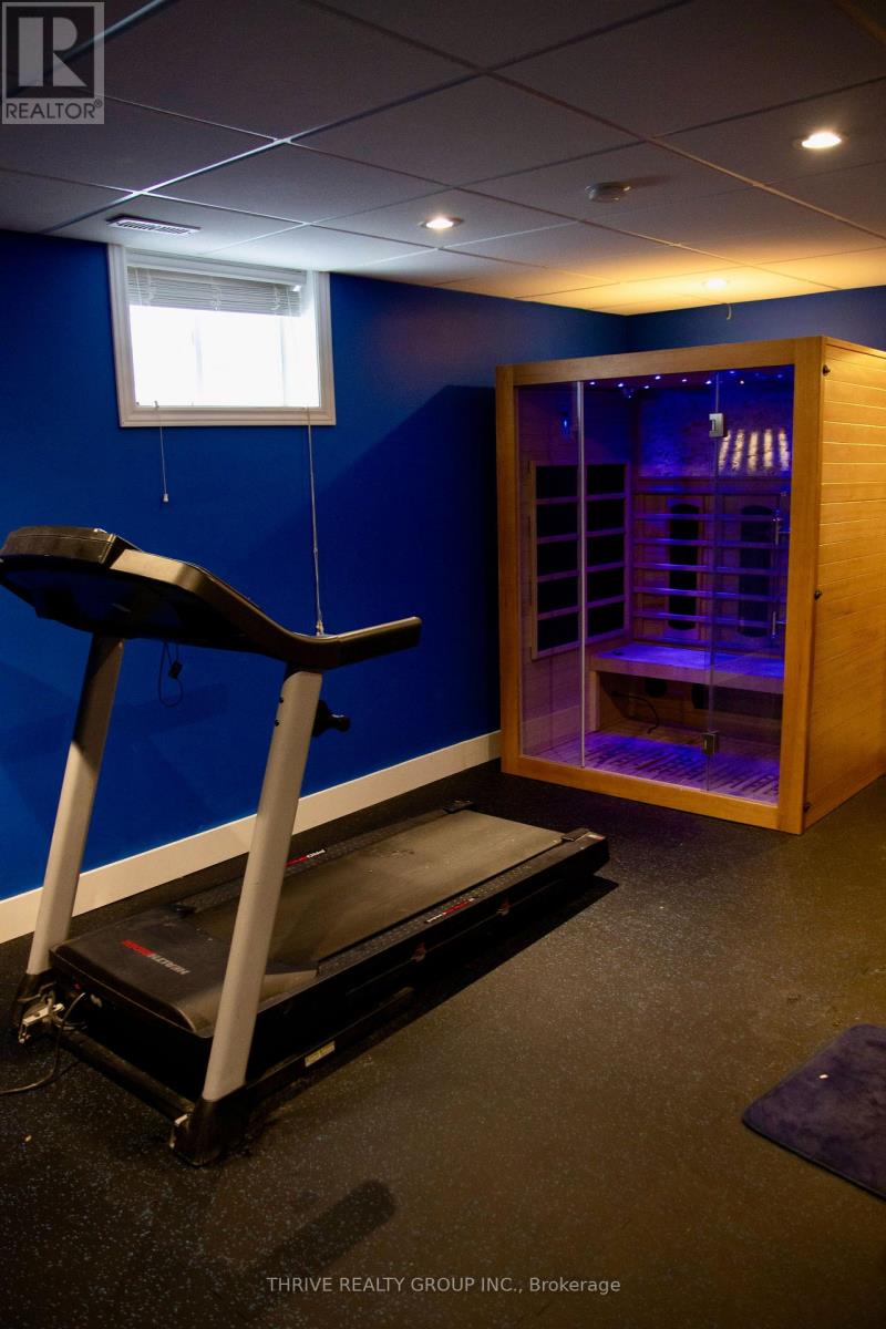 803 Wild Rose Lane, London North (North M), Ontario  N6H 5X4 - Photo 23 - X12758616