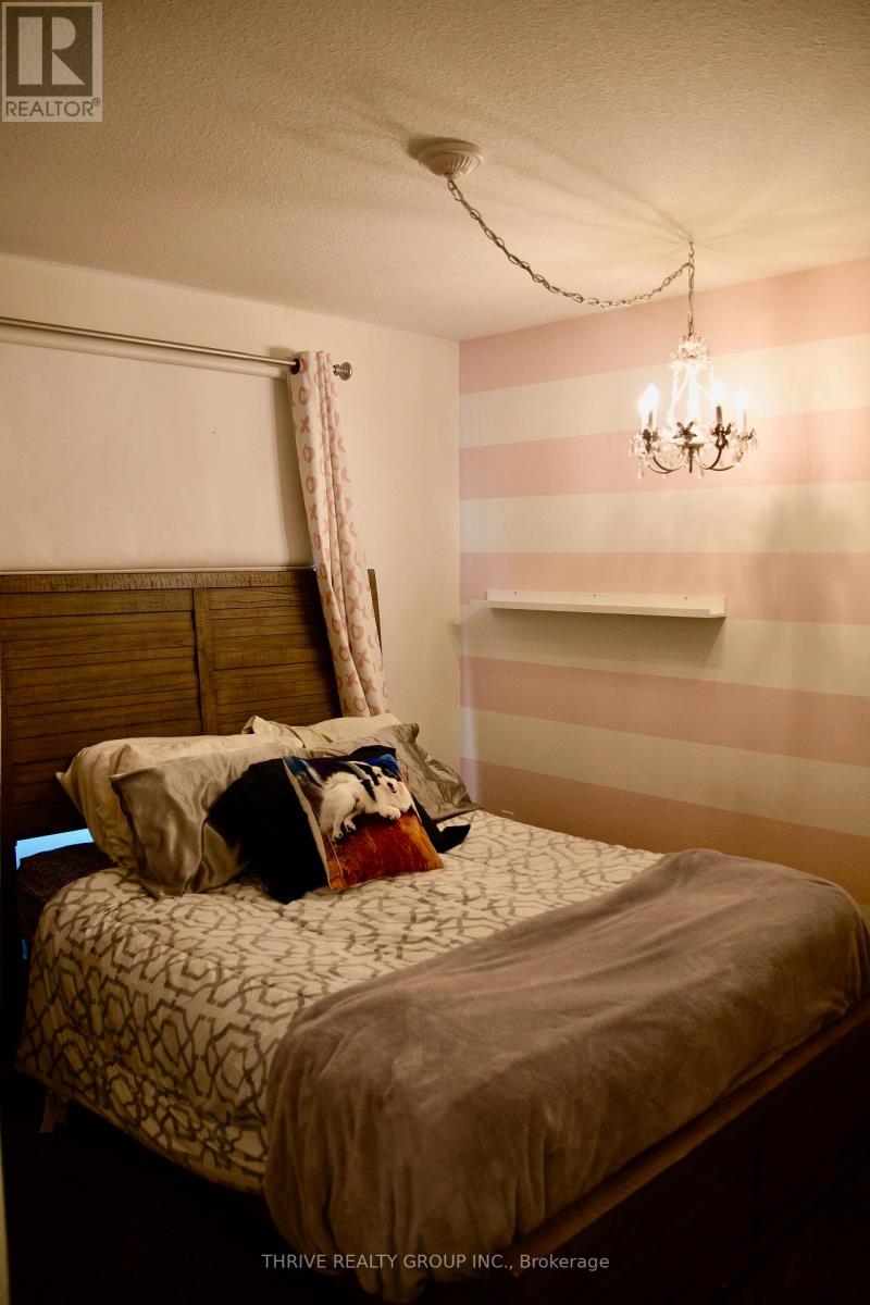 803 Wild Rose Lane, London North (North M), Ontario  N6H 5X4 - Photo 15 - X12758616