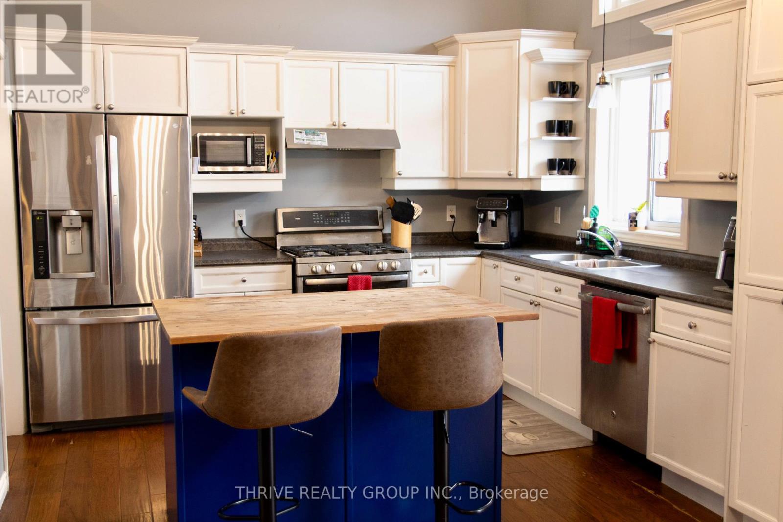 803 Wild Rose Lane, London North (North M), Ontario  N6H 5X4 - Photo 6 - X12758616