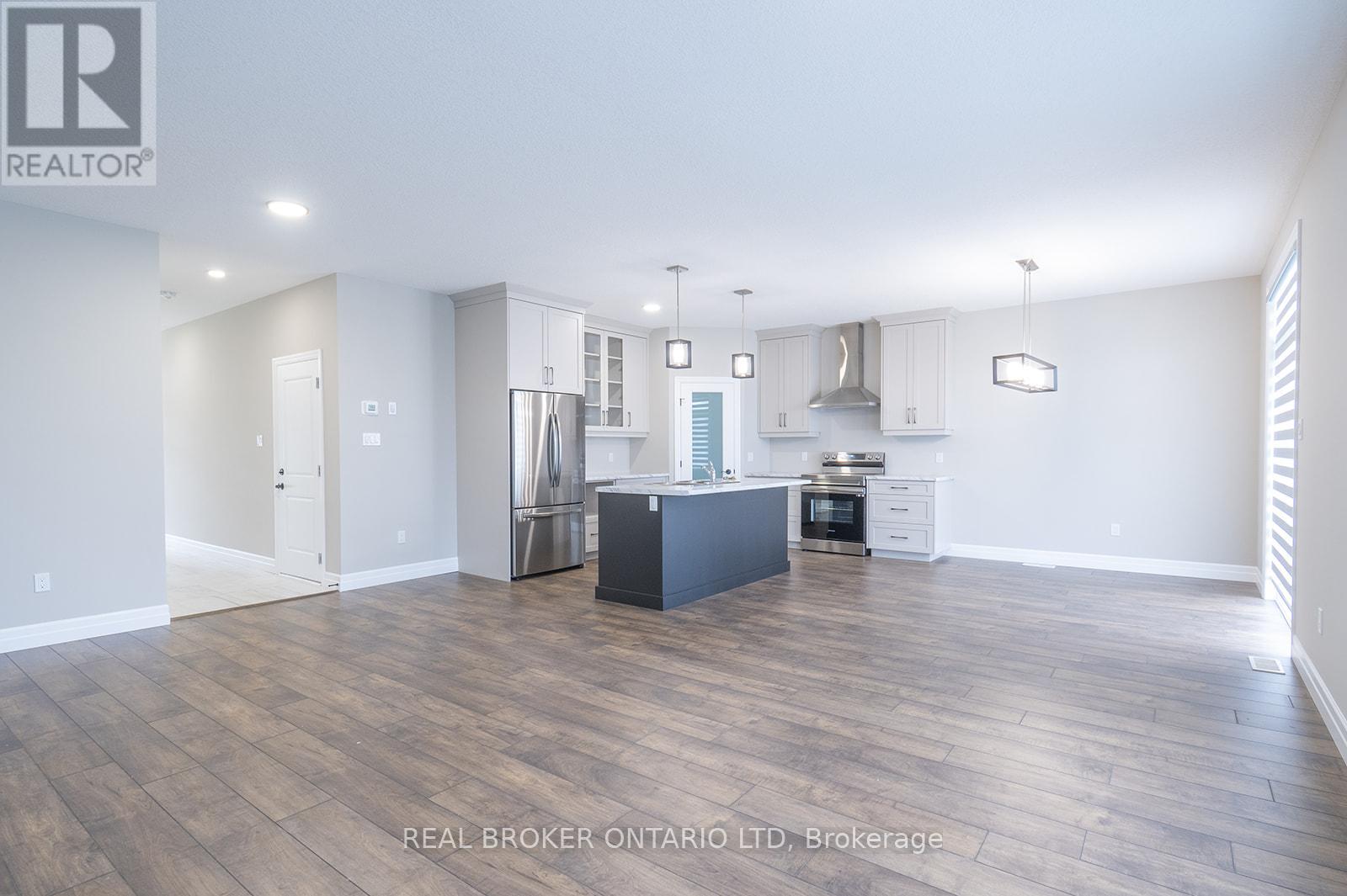 57 Acorn Trail, St. Thomas, Ontario  N5R 0H8 - Photo 4 - X12758630