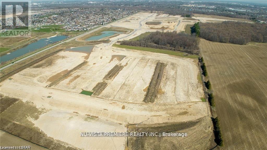 Photo 14 of 19 for 836 Gatestone Road