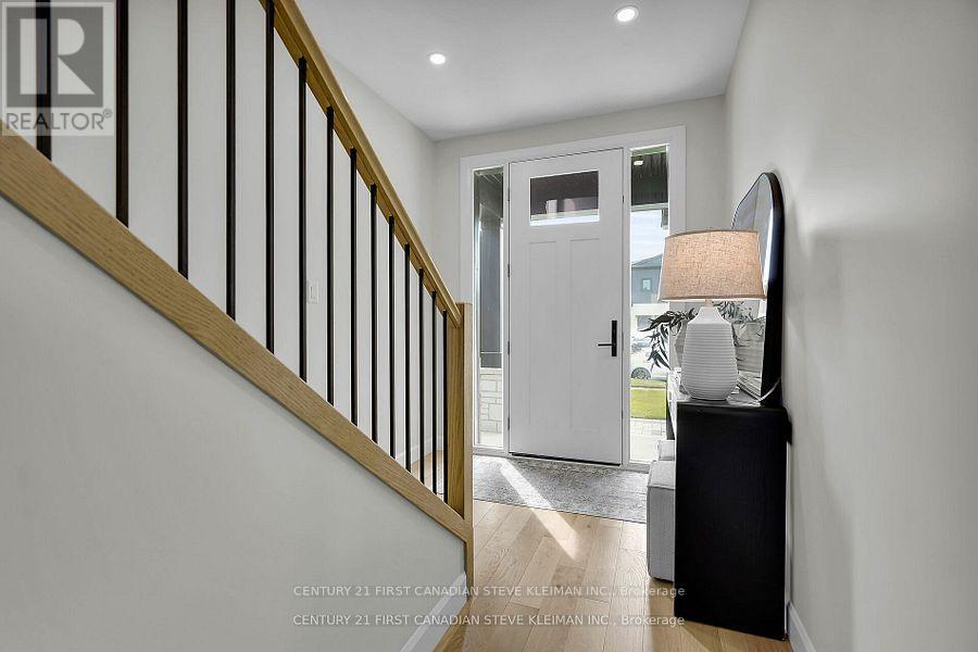 1327 Bush Hill Link, London North, Ontario  N6G 0X6 - Photo 6 - X12758668