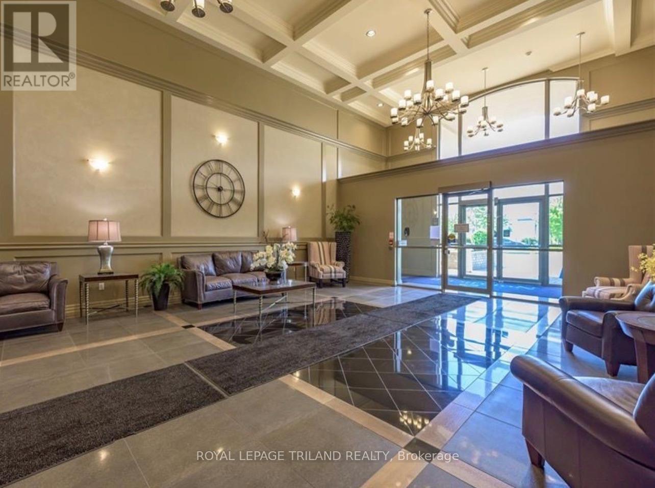 909 - 1030 Coronation Drive, London North, Ontario  N6G 0G5 - Photo 2 - X12758712