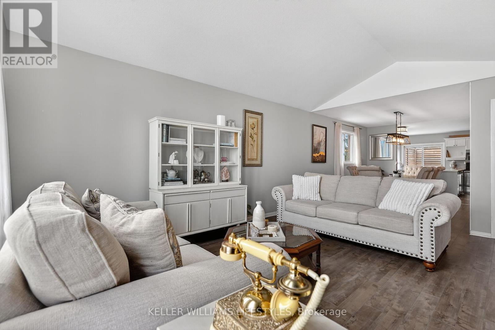 Photo 12 of 50 for 65 Axford Parkway