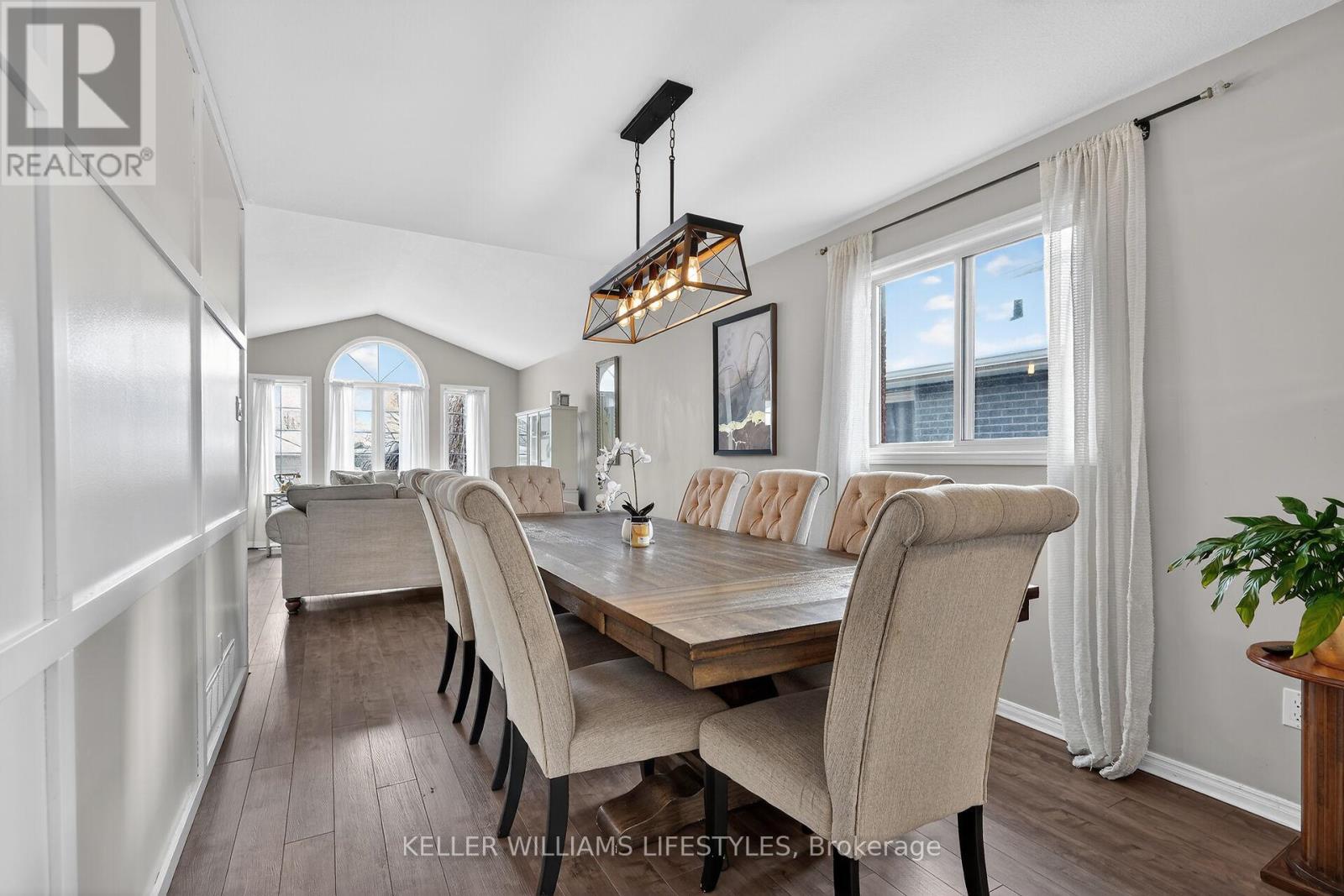 Photo 15 of 50 for 65 Axford Parkway