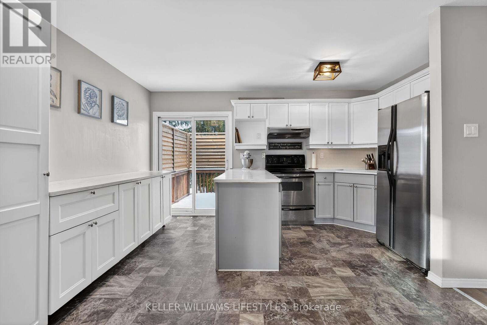 Photo 16 of 50 for 65 Axford Parkway