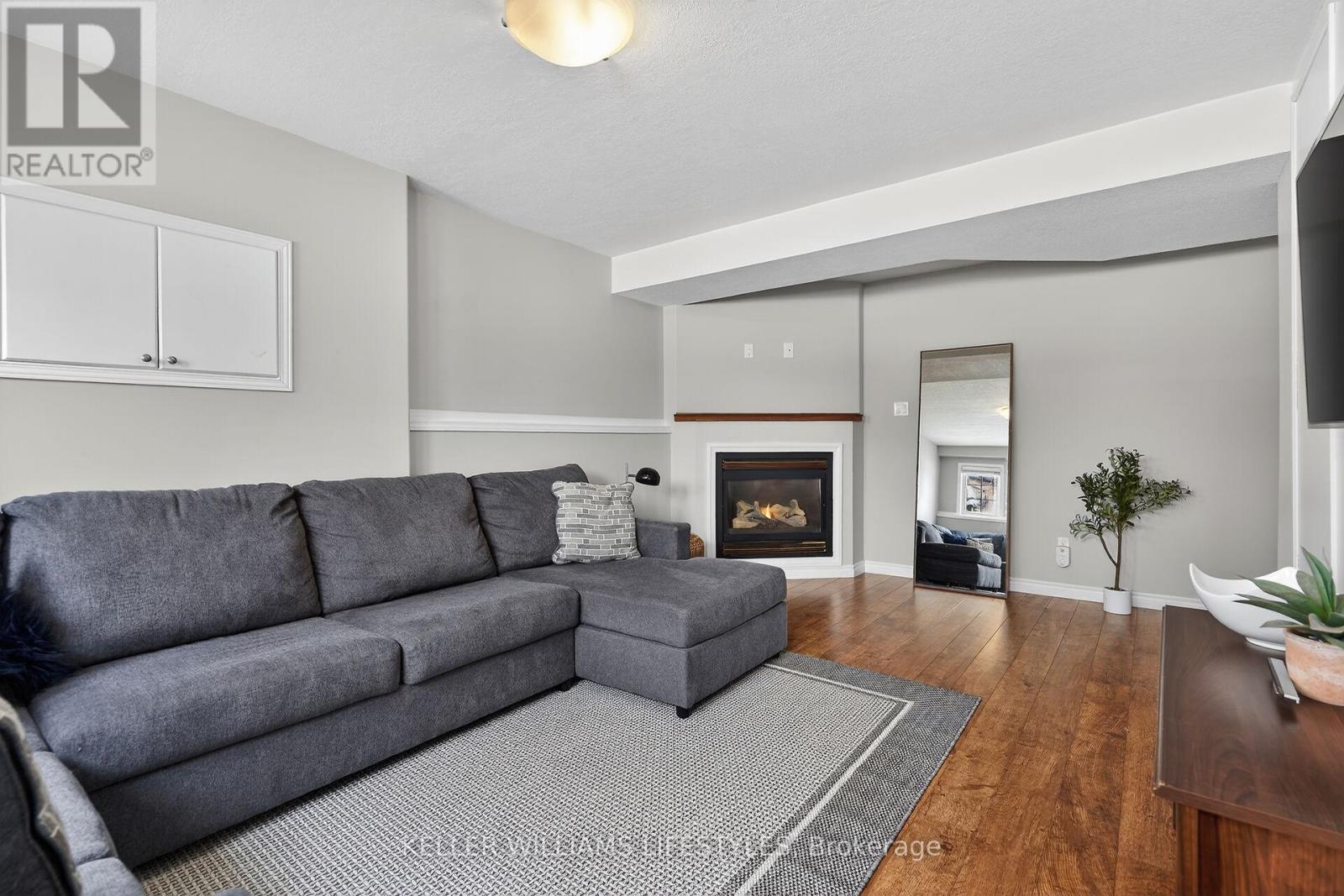 Photo 28 of 50 for 65 Axford Parkway