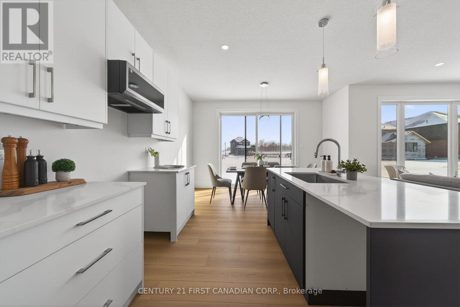 Photo 8 of 34 for 12 Sheldabren Street