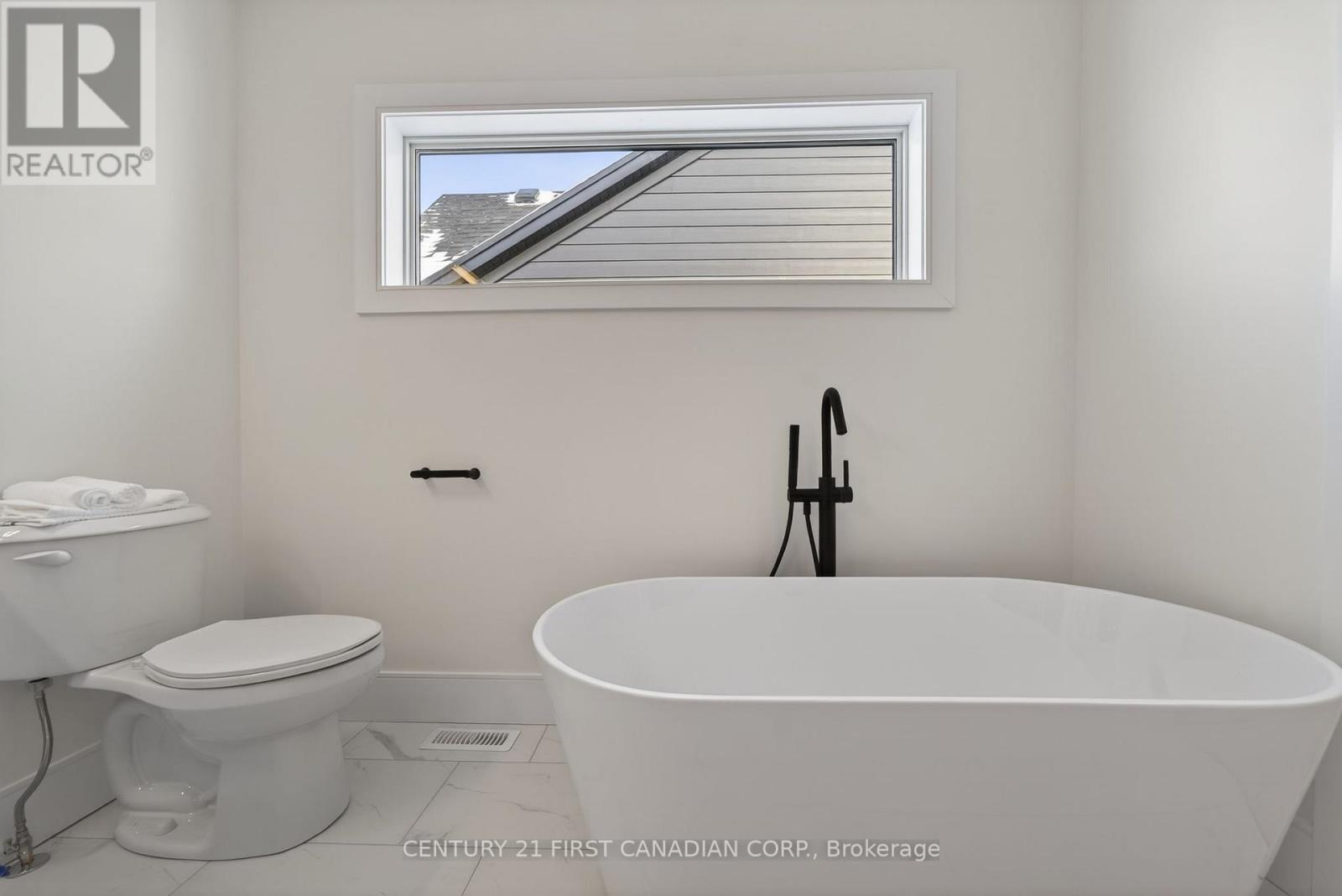 12 Sheldabren Street, North Middlesex, Ontario  N0M 1A0 - Photo 20 - X12758938