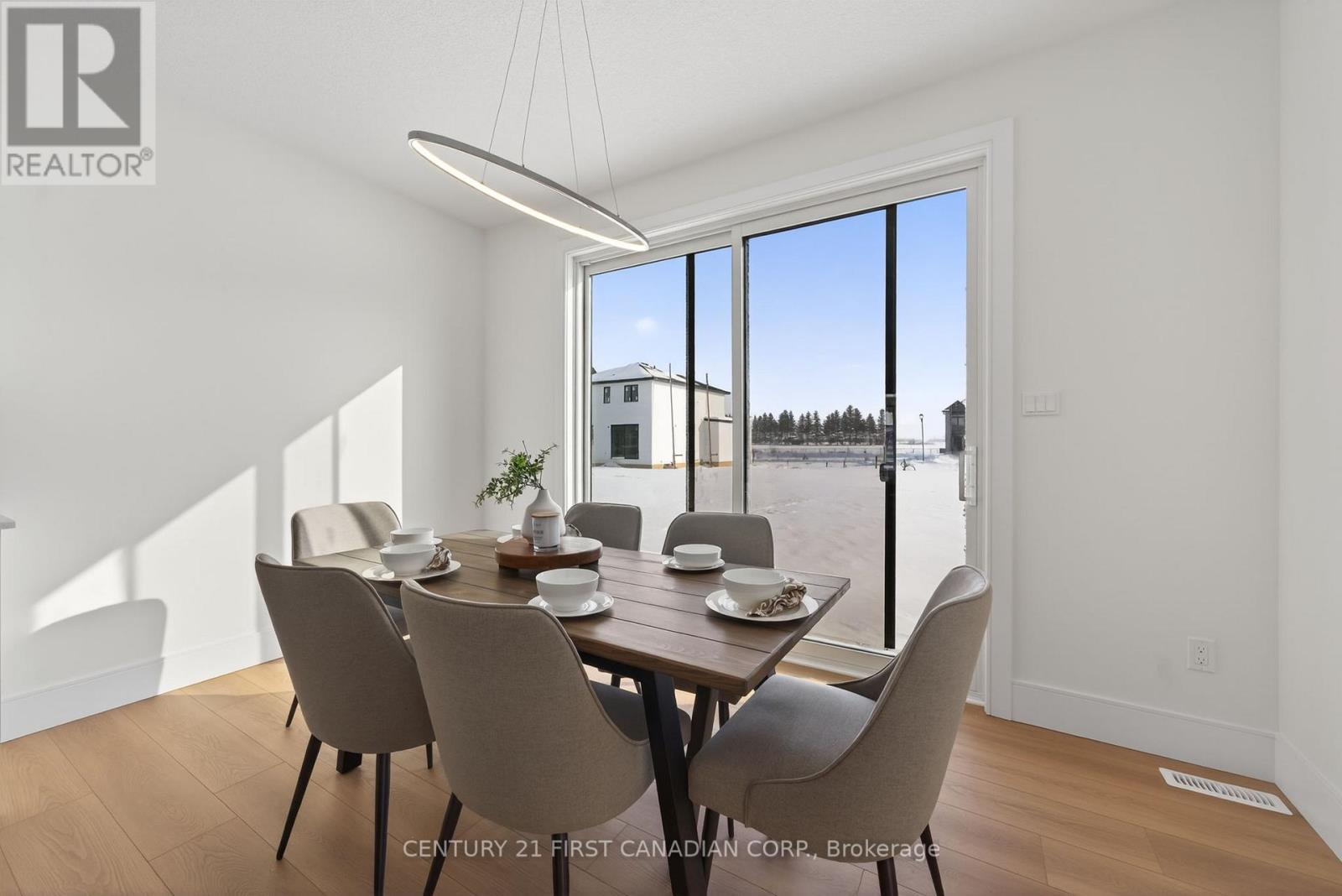 12 Sheldabren Street, North Middlesex, Ontario  N0M 1A0 - Photo 10 - X12758938