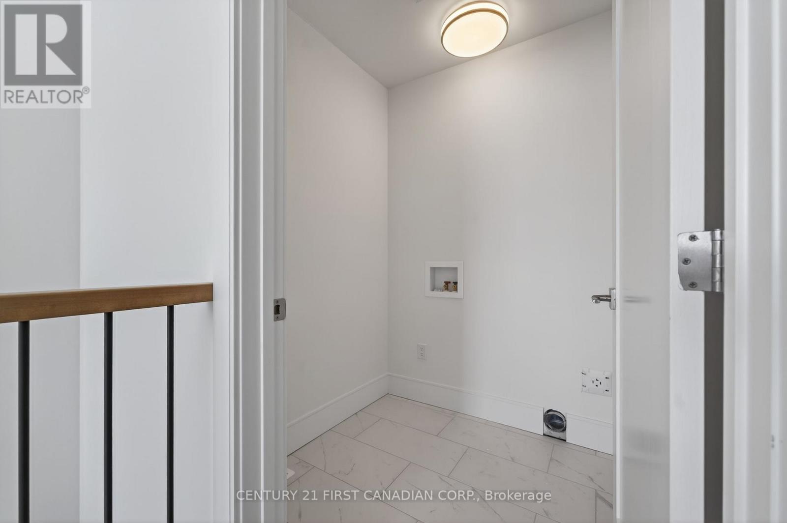 12 Sheldabren Street, North Middlesex, Ontario  N0M 1A0 - Photo 29 - X12758938