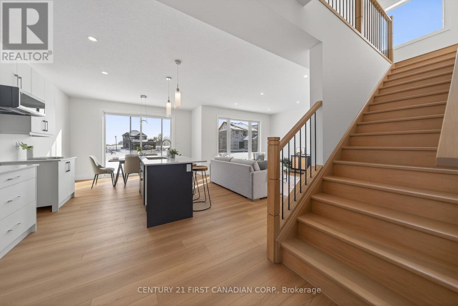 12 Sheldabren Street, North Middlesex, Ontario  N0M 1A0 - Photo 5 - X12758938