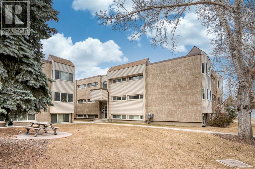 210, 8231 Elbow Drive SW, Calgary, Alberta