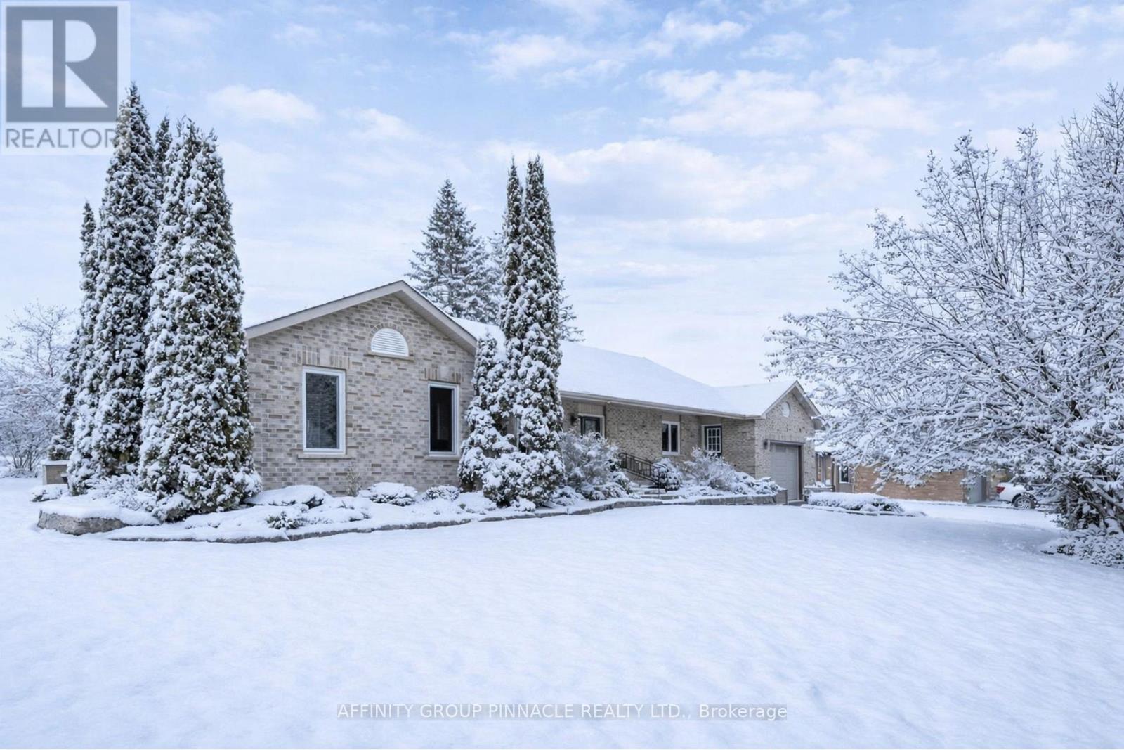 3 David Drive, Kawartha Lakes (Lindsay), Ontario  K9V 5G7 - Photo 2 - X12757408