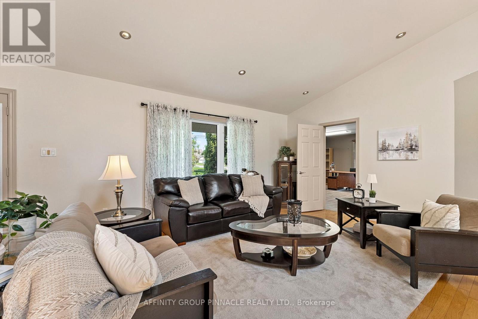 3 David Drive, Kawartha Lakes (Lindsay), Ontario  K9V 5G7 - Photo 10 - X12757408