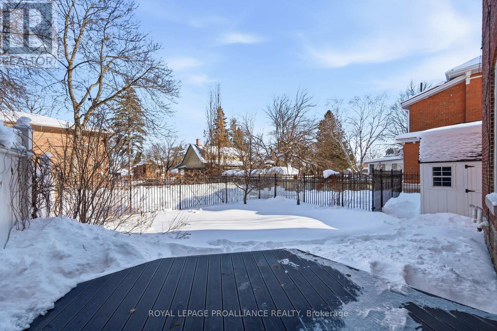 219 Charles Street, Belleville (Belleville Ward), Ontario  K8N 3M3 - Photo 9 - X12757704