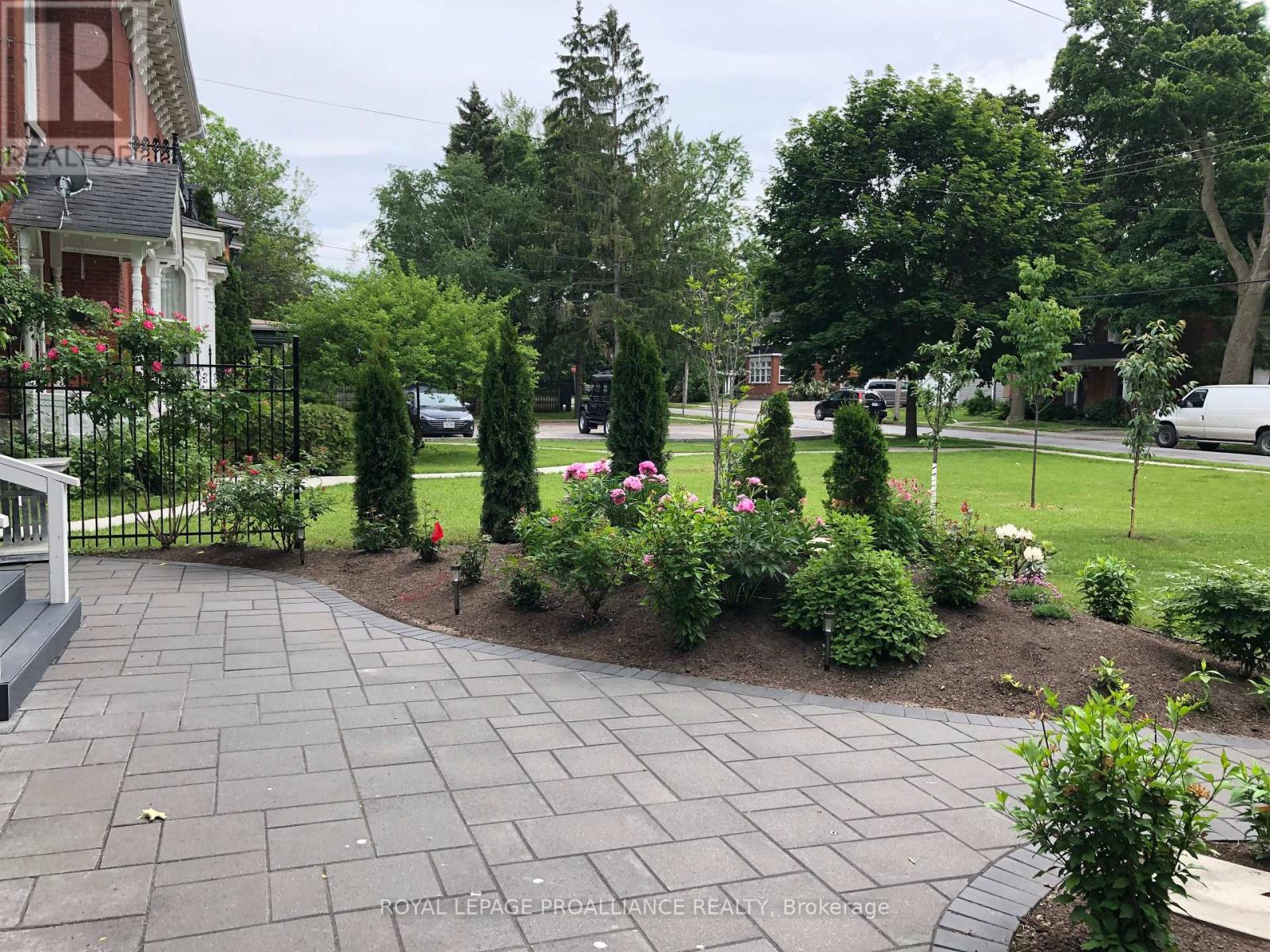 219 Charles Street, Belleville (Belleville Ward), Ontario  K8N 3M3 - Photo 12 - X12757704