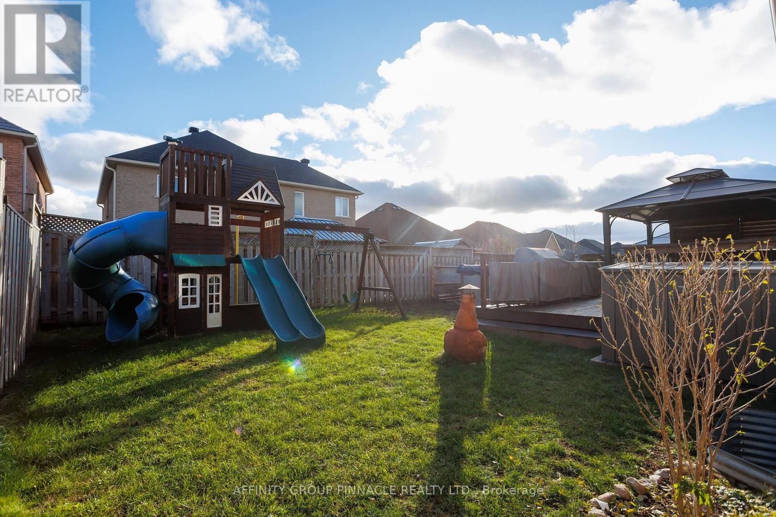 31 Ellis Crescent, Kawartha Lakes (Lindsay), Ontario  K9V 0A5 - Photo 50 - X12757772