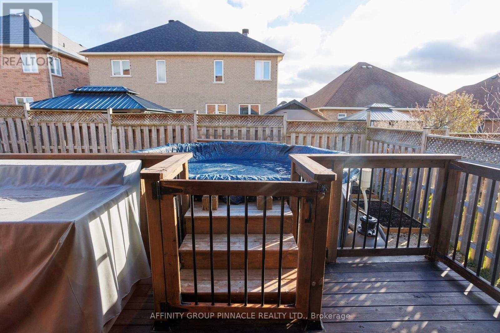 31 Ellis Crescent, Kawartha Lakes (Lindsay), Ontario  K9V 0A5 - Photo 46 - X12757772