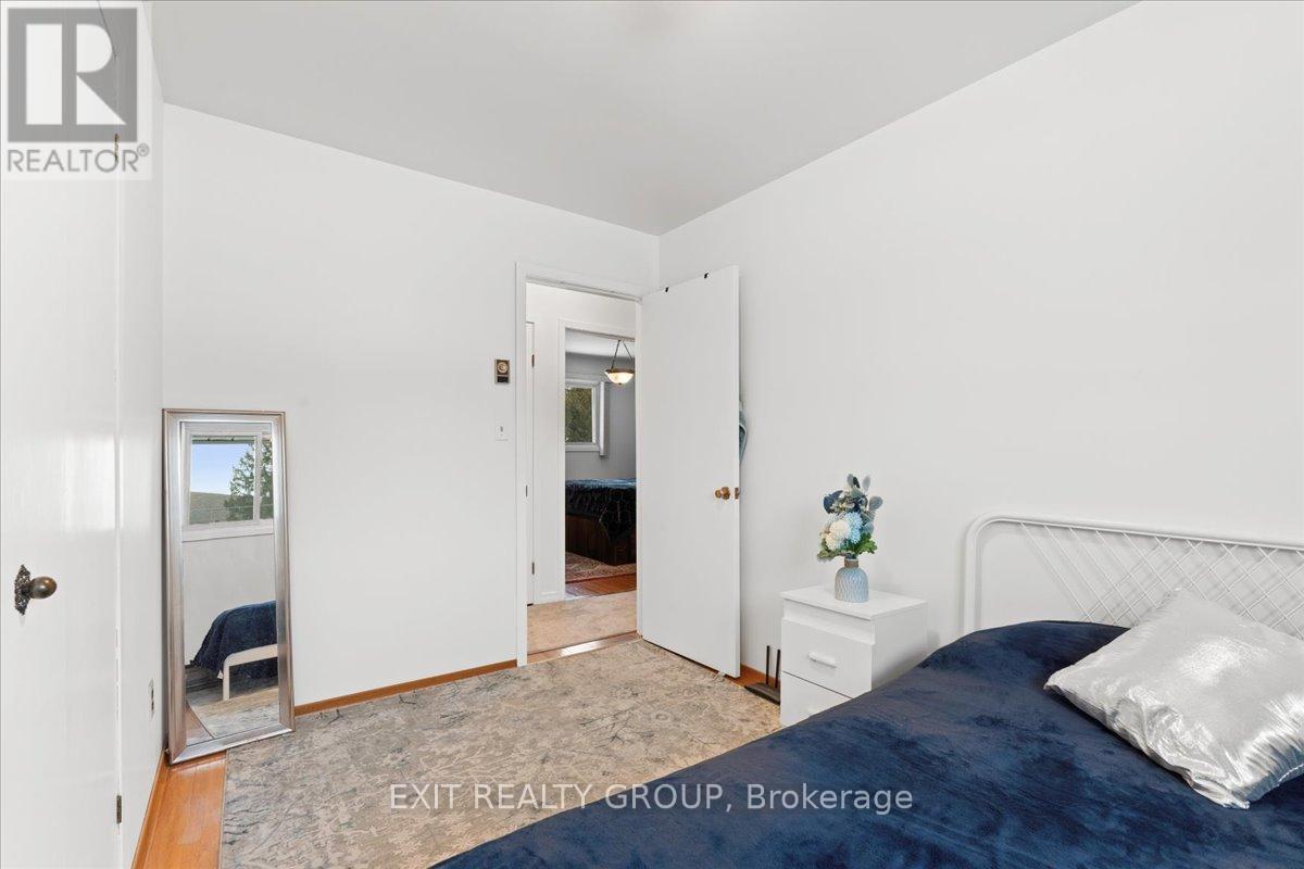 12 Chown Crescent, Belleville (Thurlow Ward), Ontario  K8P 4P9 - Photo 19 - X12758218