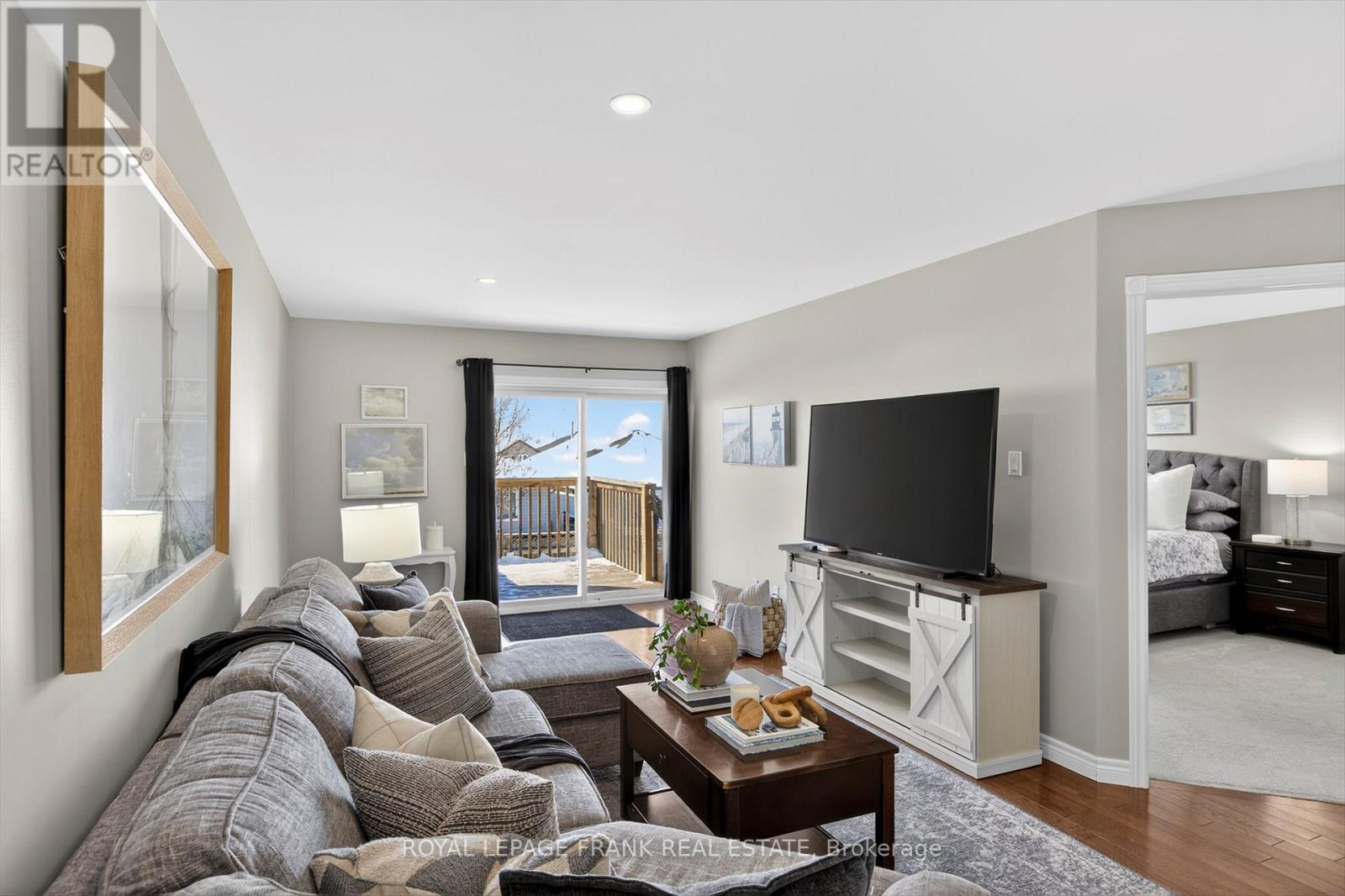 859 Emery Way, Peterborough (Monaghan Ward 2), Ontario  K9J 0H7 - Photo 11 - X12758264