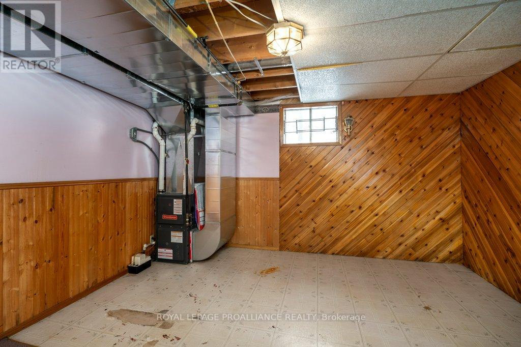 23 Ireland Drive, Quinte West (Trenton Ward), Ontario  K8V 5X4 - Photo 27 - X12758754