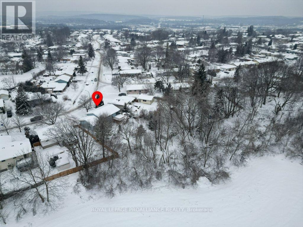 23 Ireland Drive, Quinte West (Trenton Ward), Ontario  K8V 5X4 - Photo 40 - X12758754